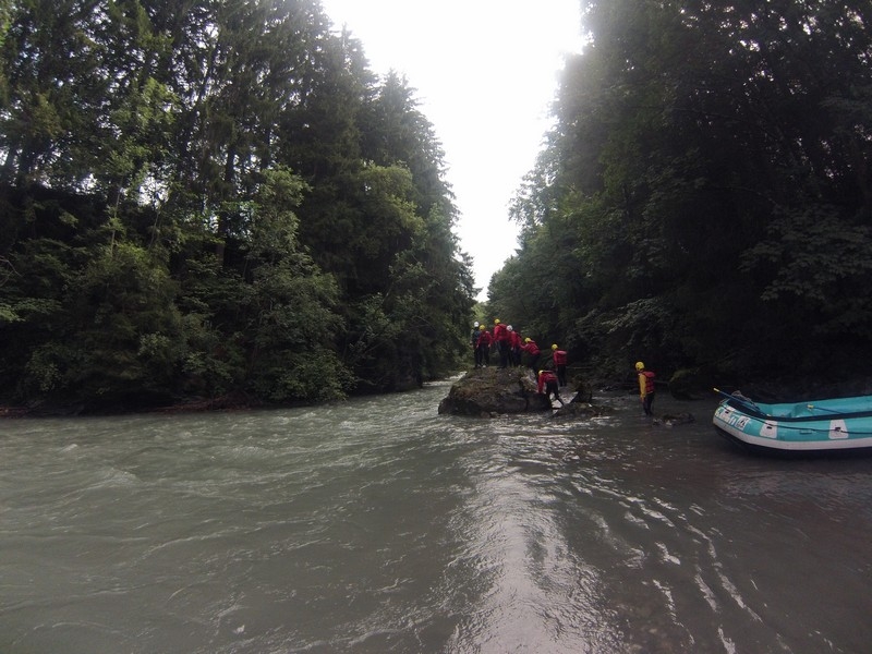 Village Camps International Summer Camp Leysin, Switzerland 2026-08-15 https://www.villagecamps.com/journals_admin/images/716-47-raft (34).jpg